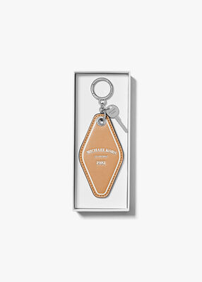 michael kors تعليقة مفاتيح هوتيل لحقيبة اليد