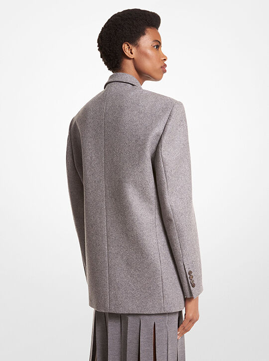 سترة بوي فريند من الفانيلا المطاطية michael kors سترة بوي فريند من الفانيلا المطاطية