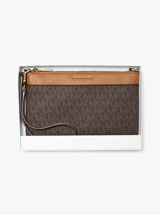 michael kors jet set medium signature logo wristlet