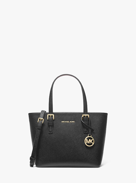 حقيبة يد جيت سيت ترافيل صغيرة جدًا من جلد سافيانو بسحاب علوي michael kors حقيبة يد جيت سيت ترافيل صغيرة جدًا من جلد سافيانو بسحاب علوي