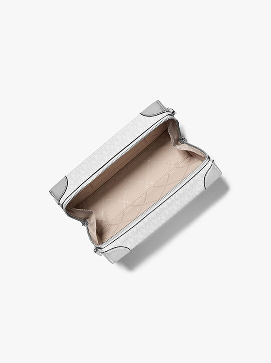 حقيبة كروس جيني صغيرة مزينة michael kors حقيبة كروس جيني صغيرة مزينة