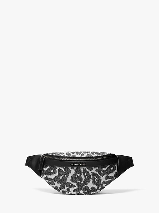 حقيبة كتف هدسون ليوبارد بشعار الماركة michael kors حقيبة كتف هدسون ليوبارد بشعار الماركة