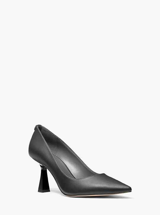 michael kors amali pump