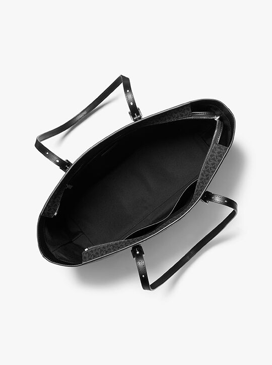 michael kors حقيبة كوين كبيرة الحجم من الجلد ومزينة بشعار الماركة