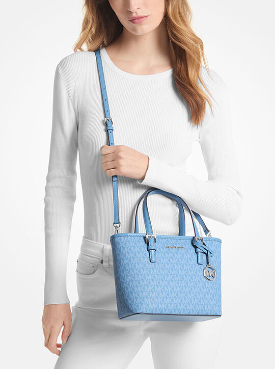 حقيبة يد جيت سيت ترافيل بشعار صغير للغاية وسحاب علوي michael kors حقيبة يد جيت سيت ترافيل بشعار صغير للغاية وسحاب علوي