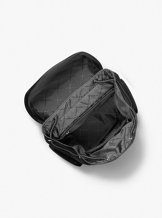 حقيبة ظهر هدسون بشعار الماركة michael kors حقيبة ظهر هدسون بشعار الماركة