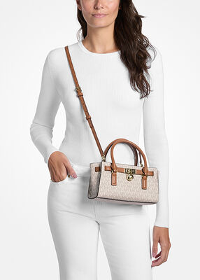 michael kors hamilton moderne extra small signature logo