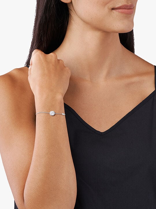 سوار من الفضة الإسترليني بافيه هالو michael kors سوار من الفضة الإسترليني بافيه هالو