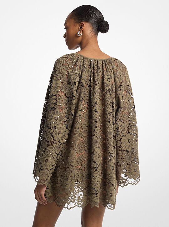 فستان من الدانتيل المزخرف بالزهور وفتحة رقبة على شكل حرف V michael kors فستان من الدانتيل المزخرف بالزهور وفتحة رقبة على شكل حرف v