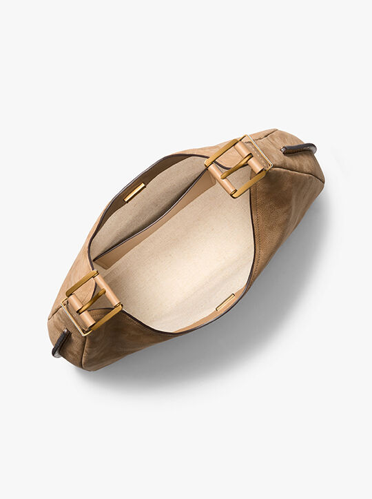 حقيبة كتف نوليتا كبيرة من جلد النوبوك michael kors حقيبة كتف نوليتا كبيرة من جلد النوبوك