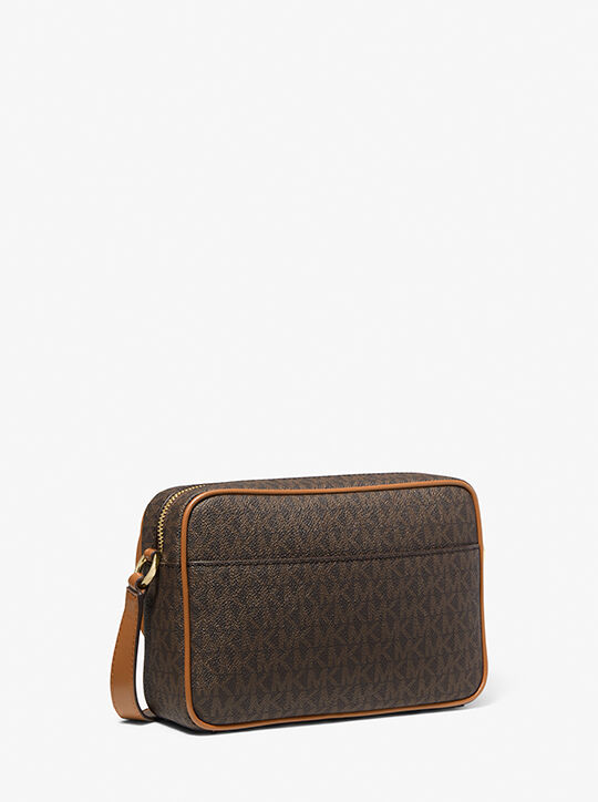 حقيبة باركر متوسطة بشعار الماركة michael kors حقيبة باركر متوسطة بشعار الماركة