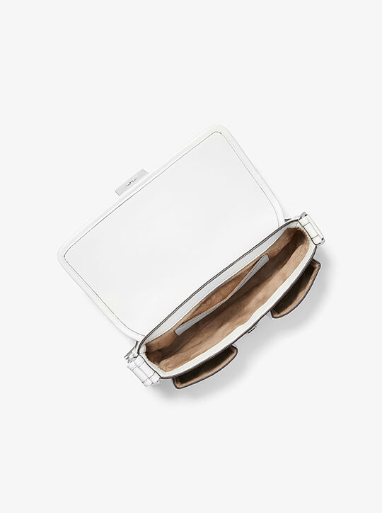 حقيبة كتف بشعار كولبي متوسطة بشعار الماركة michael kors حقيبة كتف بشعار كولبي متوسطة بشعار الماركة