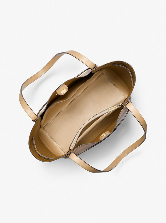 حقيبة يد ريد كبيرة من الجلد المرصع بالحصى michael kors حقيبة يد ريد كبيرة من الجلد المرصع بالحصى