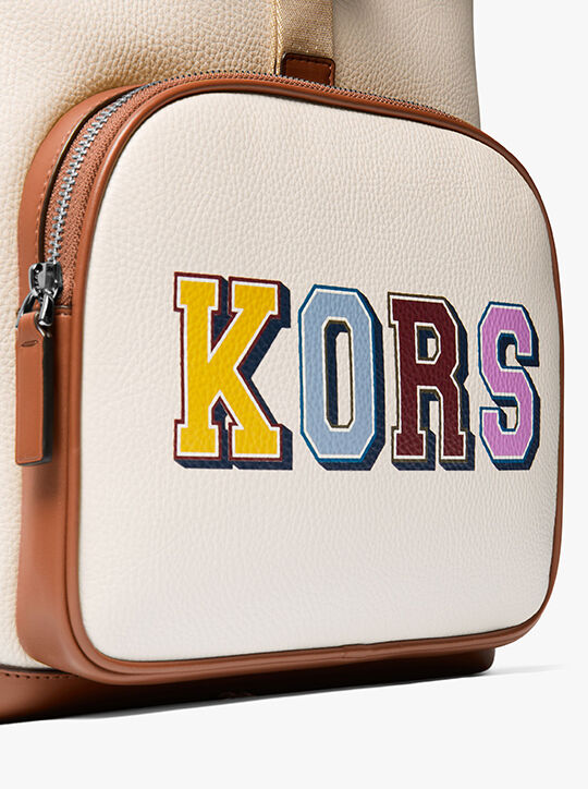 حقيبة ظهر كوبر سبورت من الجلد المرصع بالحصى michael kors حقيبة ظهر كوبر سبورت من الجلد المرصع بالحصى